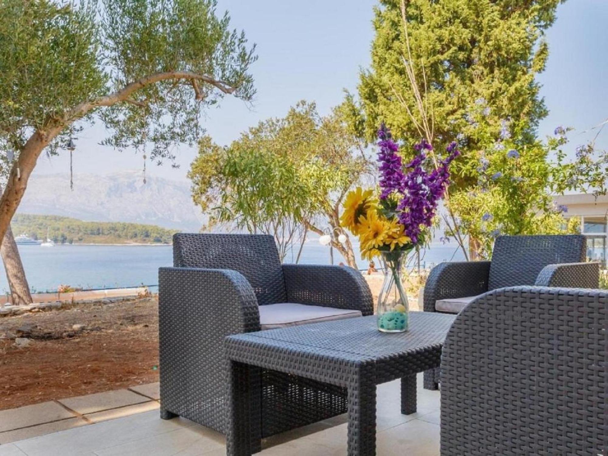 Lumbarda Resort Apartments エクステリア 写真