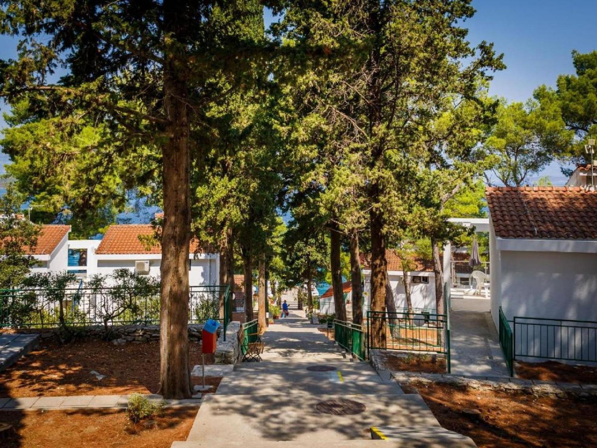 Lumbarda Resort Apartments エクステリア 写真